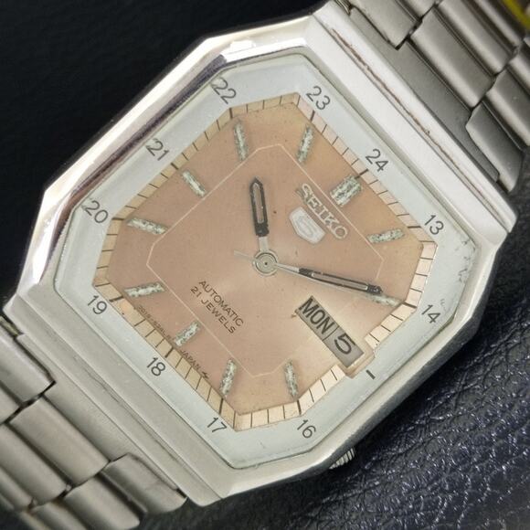 Vintage 1982 Seiko Square Automatic Mens Silver Watch W/daydate & Patina accents - Picture 1 of 10